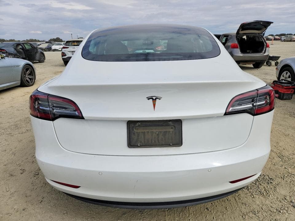 2021 TESLA MODEL 3 6