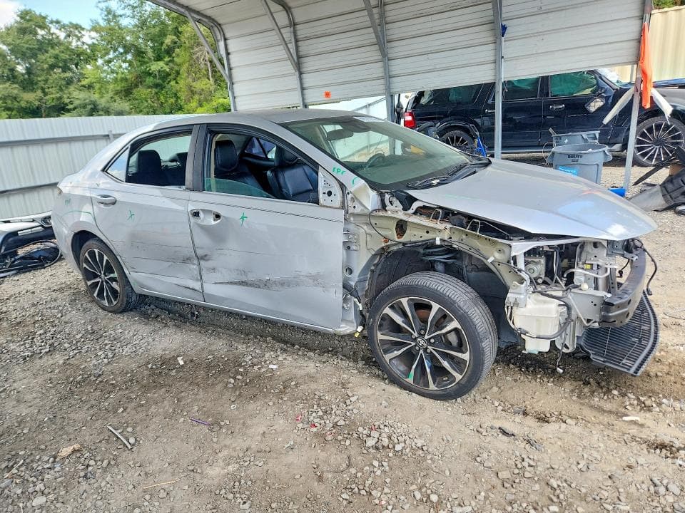 2019 TOYOTA COROLLA SE 4