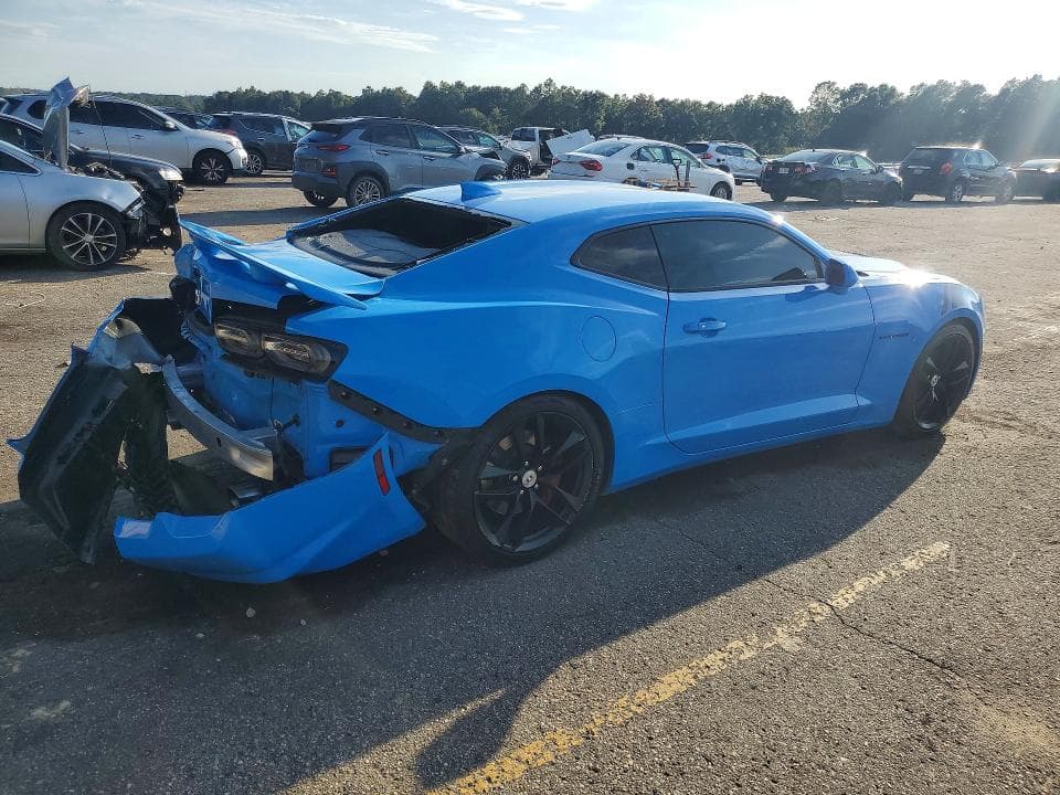 2023 CHEVROLET CAMARO LT1 3