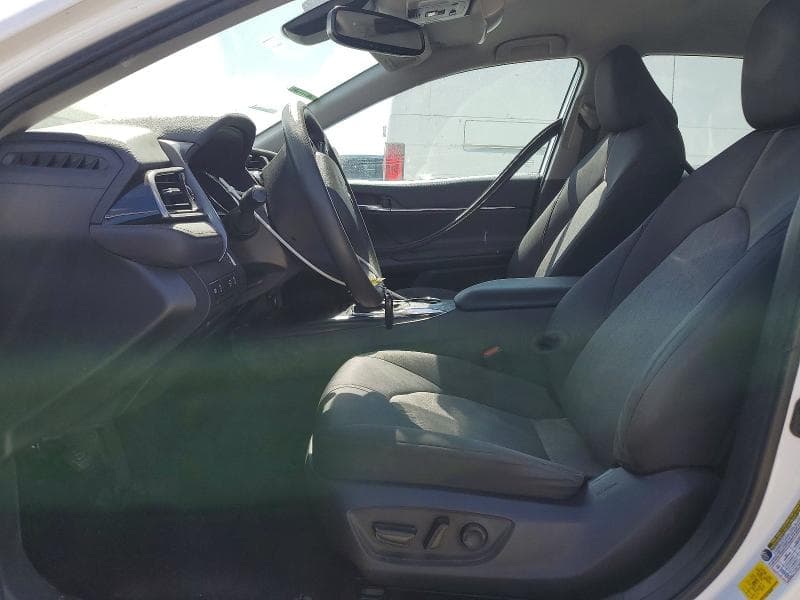 2020 TOYOTA CAMRY LE 7