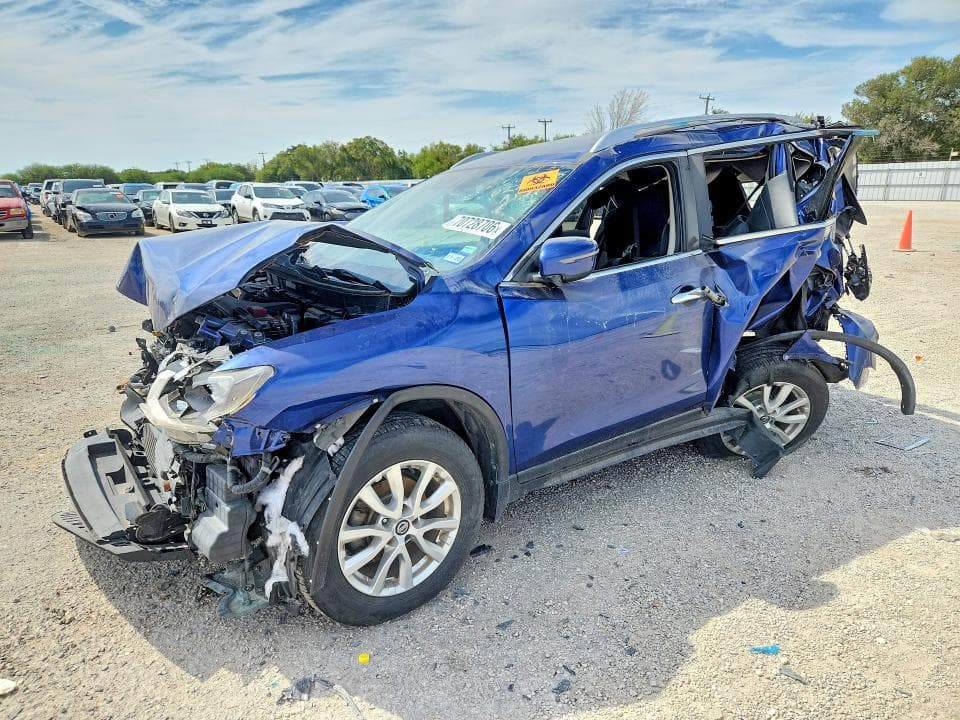 2017 NISSAN ROGUE SV