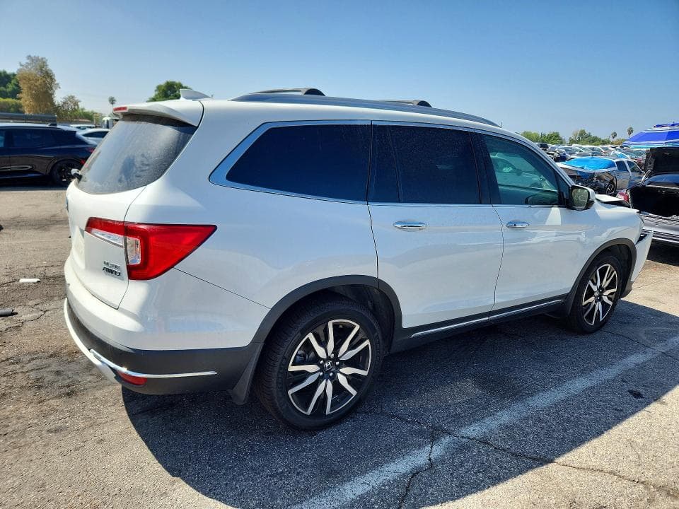 2021 HONDA PILOT ELITE 3