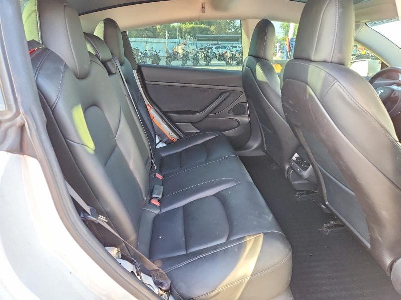2020 TESLA MODEL 3 10