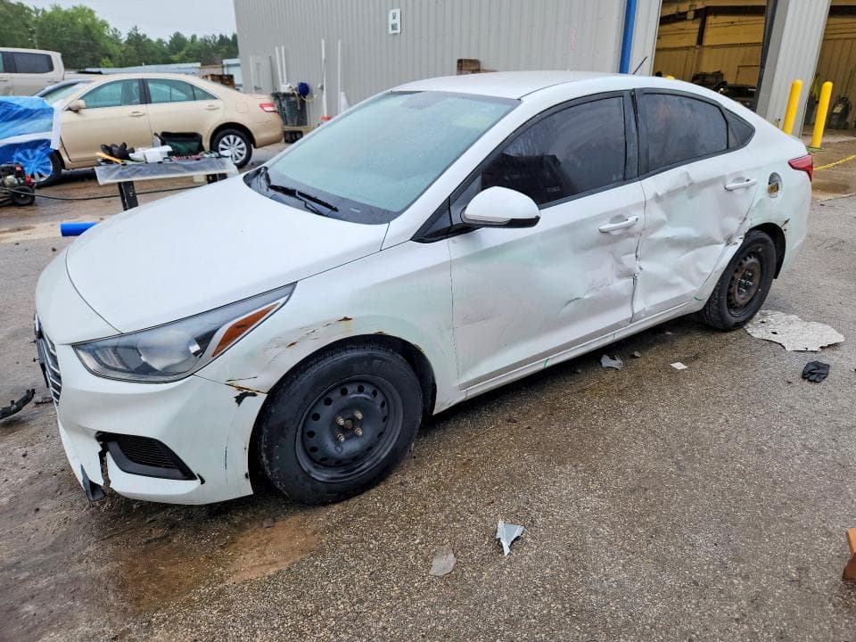 2019 HYUNDAI ACCENT SE - 1