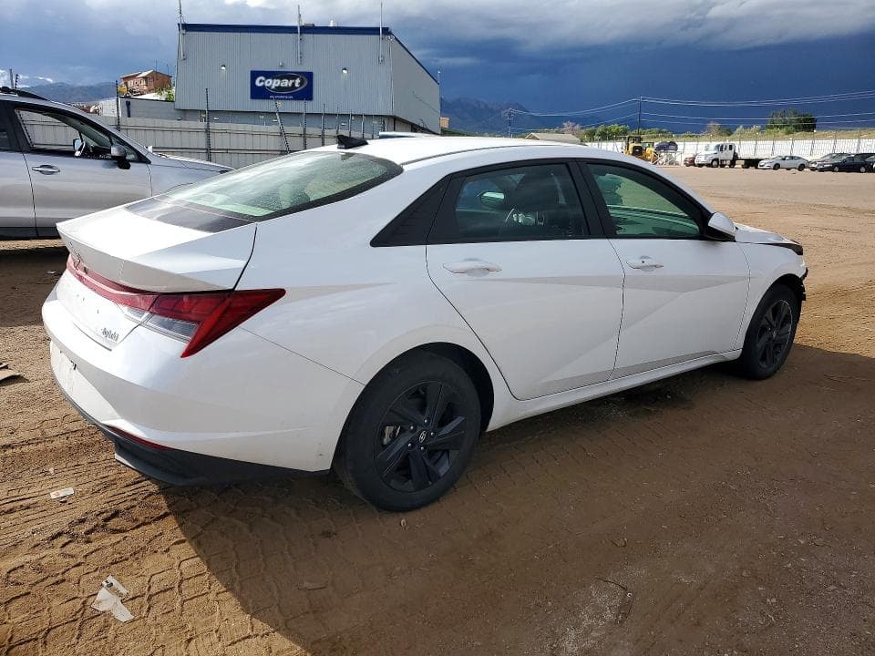 2023 HYUNDAI ELANTRA BLUE 3