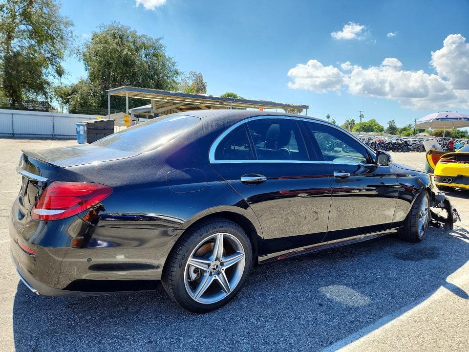 2019 MERCEDES-BENZ E 300 3