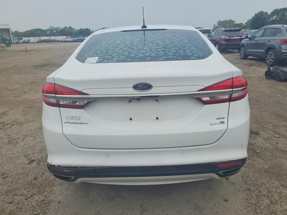 2017 FORD FUSION SE 6