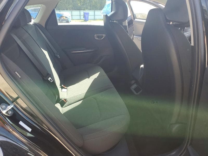 2026 KIA K4 LXS 10