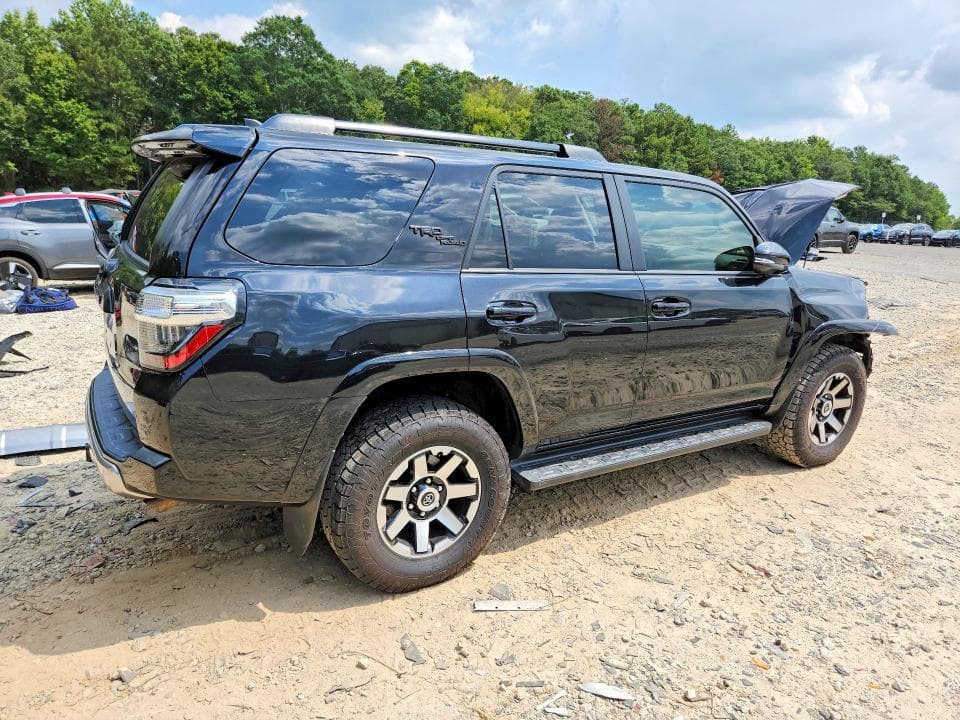 2022 TOYOTA 4RUNNER TRD OFF-ROAD PREMIUM 3
