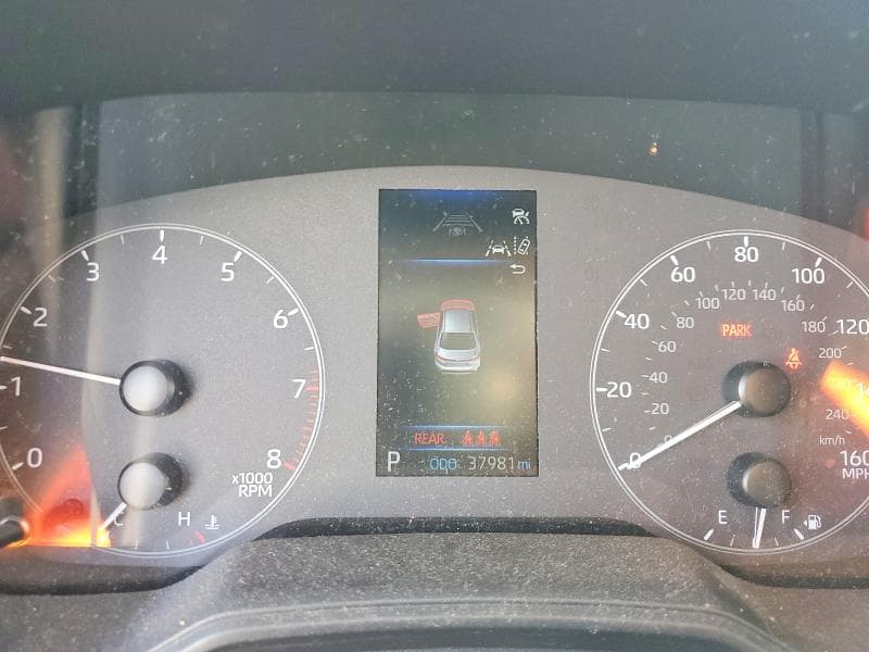 2024 TOYOTA COROLLA LE 9