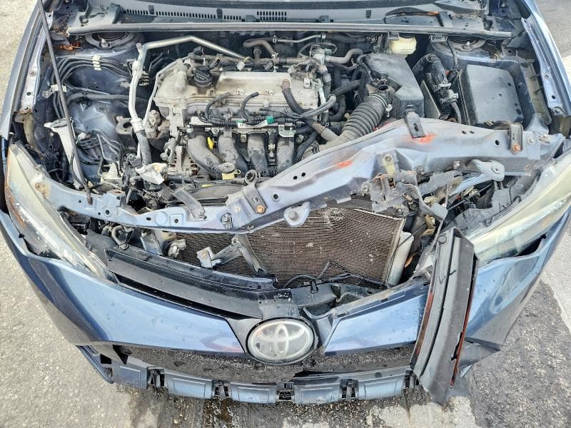 2019 TOYOTA COROLLA L 11