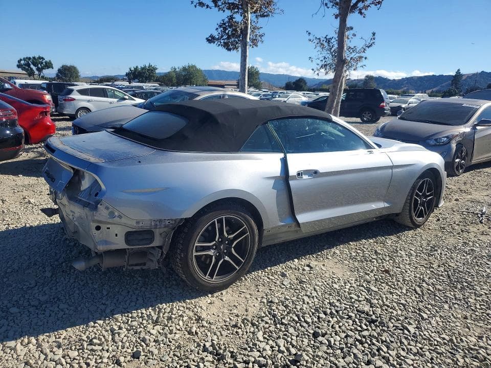 2020 FORD MUSTANG 3