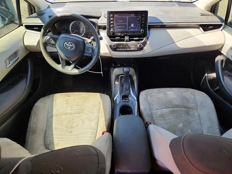 2020 TOYOTA COROLLA LE 8