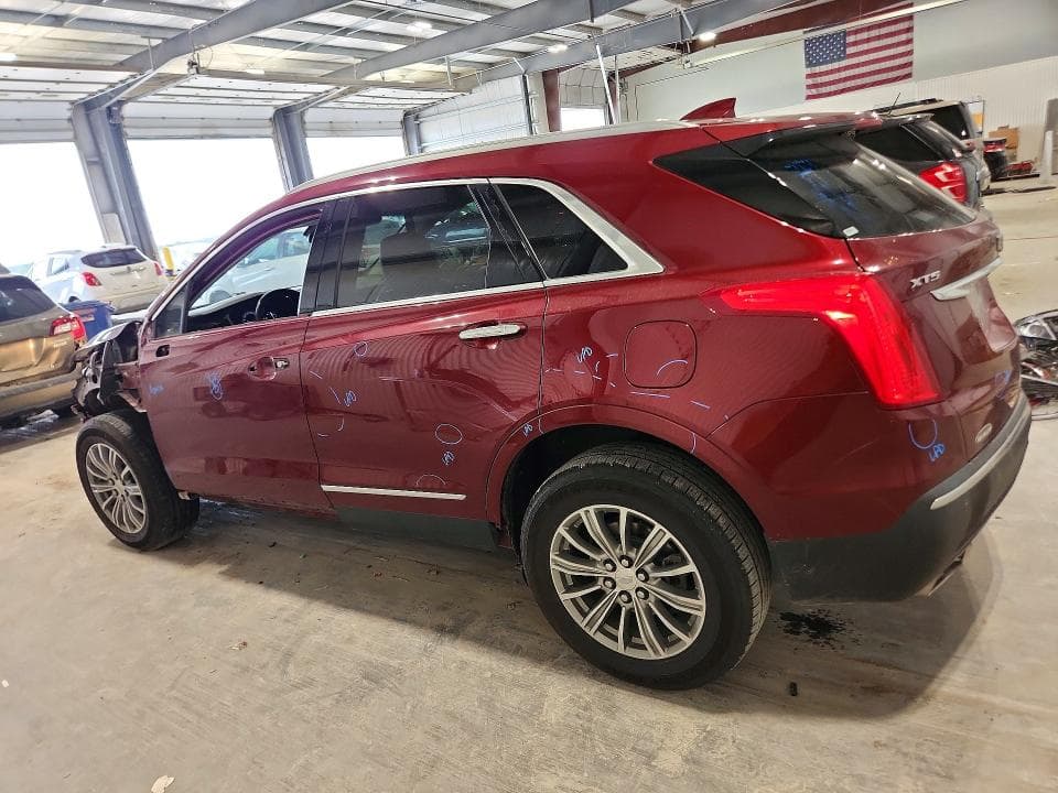 2017 CADILLAC XT5 LUXURY 2
