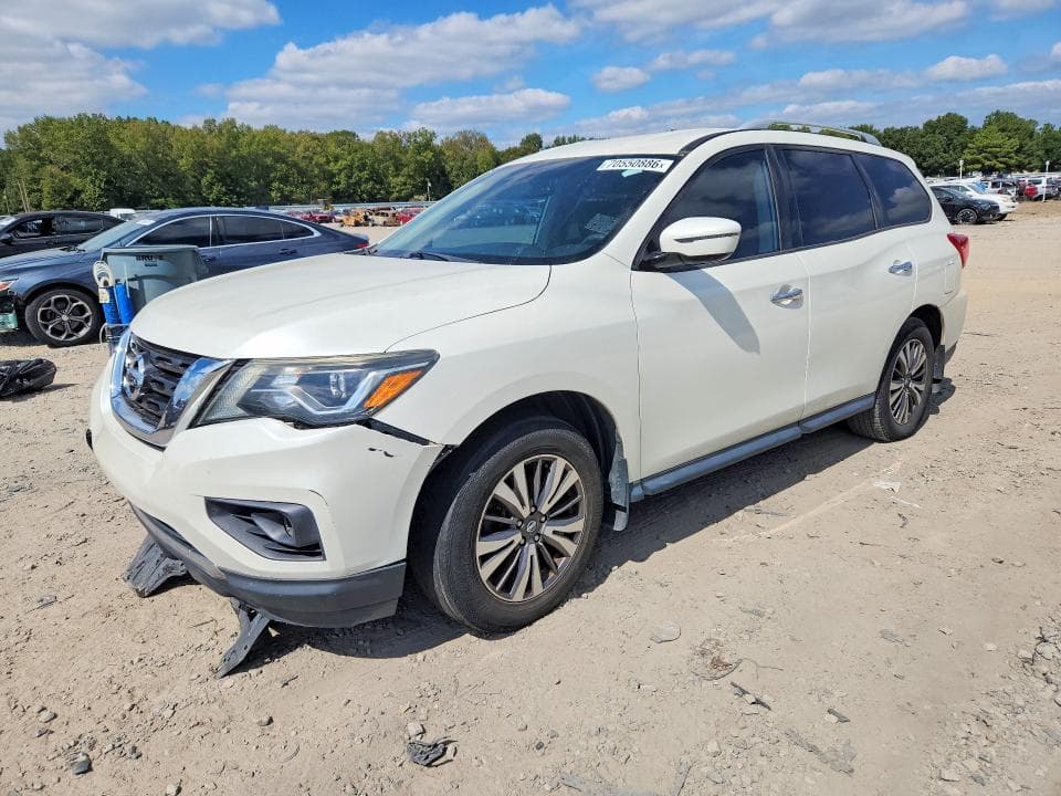2017 NISSAN PATHFINDER SV - 1