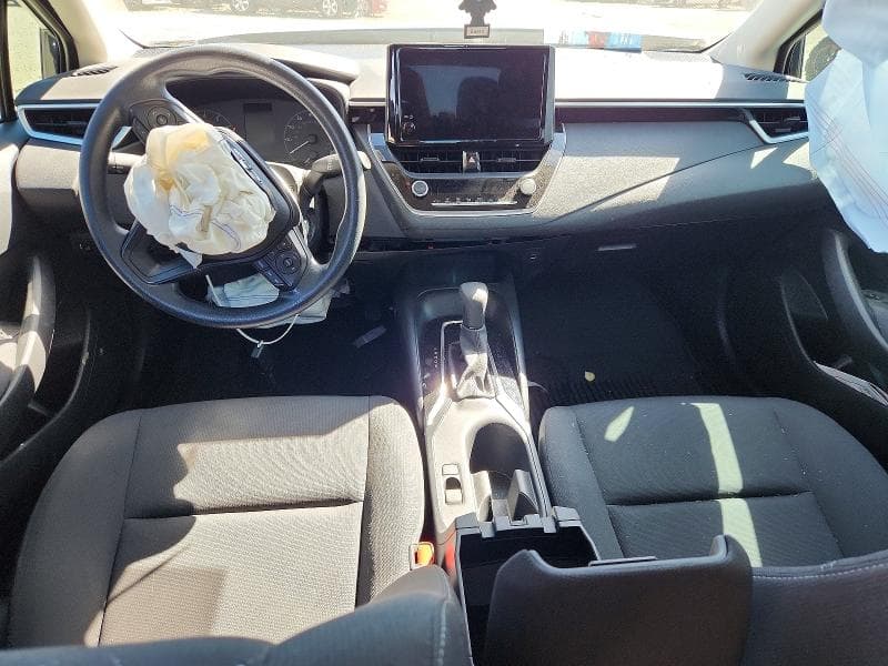 2024 TOYOTA COROLLA LE 8