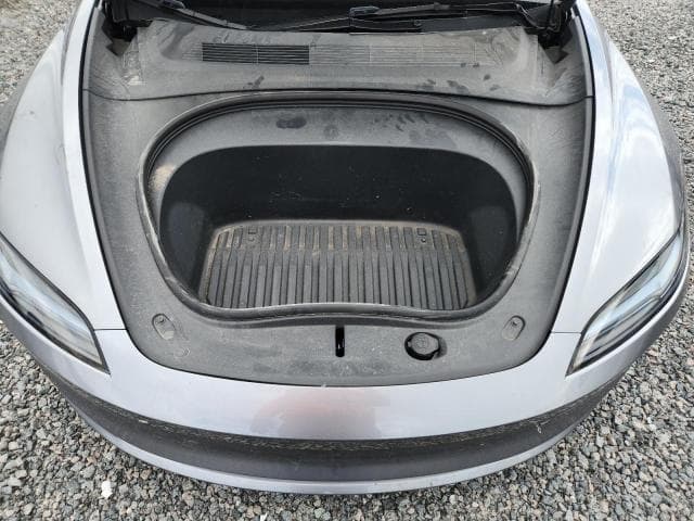 2025 TESLA MODEL 3 11