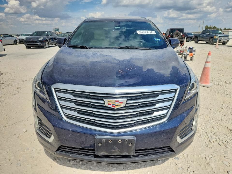 2017 CADILLAC XT5 5