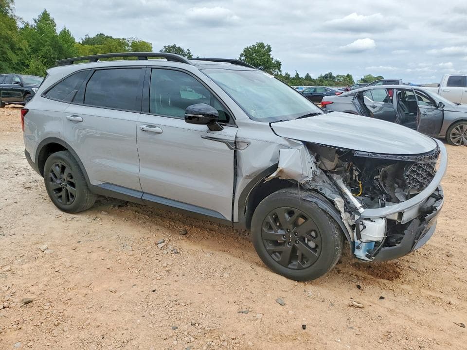 2023 KIA SORENTO S 4