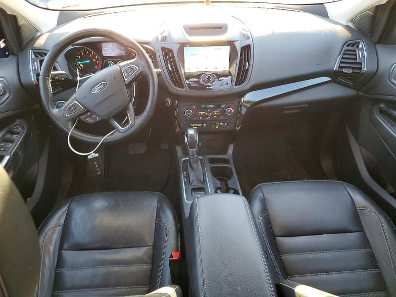 2018 FORD ESCAPE TITANIUM 8