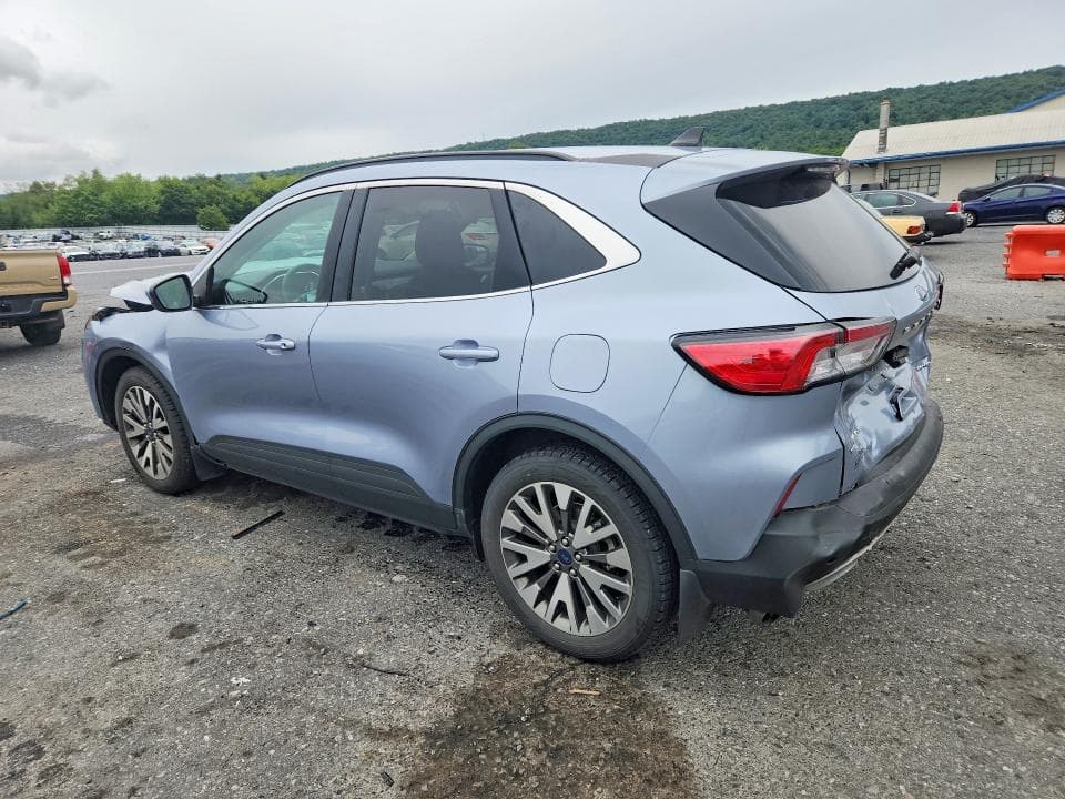 2022 FORD ESCAPE TITANIUM 2