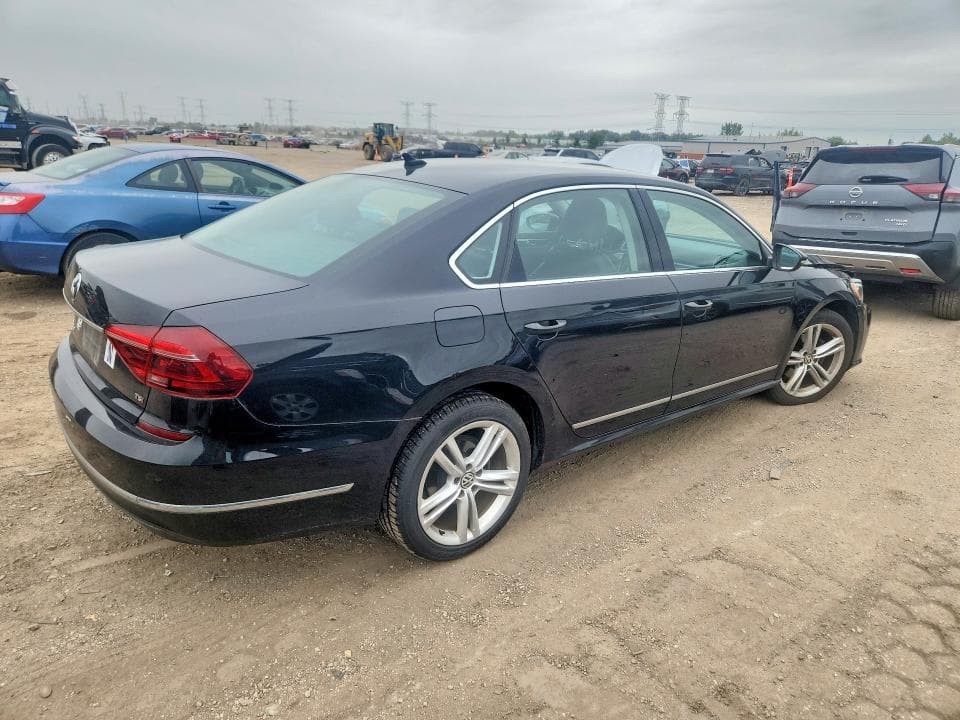 2017 VOLKSWAGEN PASSAT SE 3