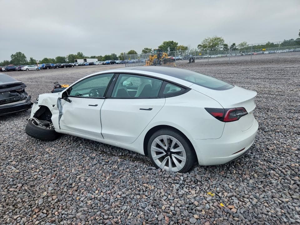 2022 TESLA MODEL 3 2