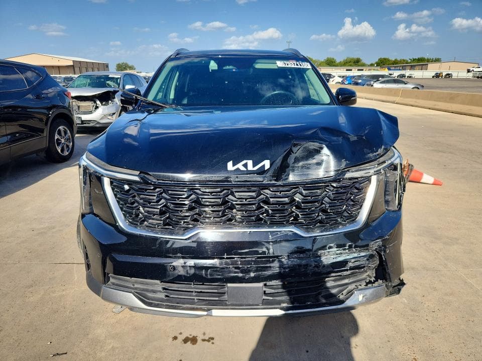 2024 KIA SORENTO S 5