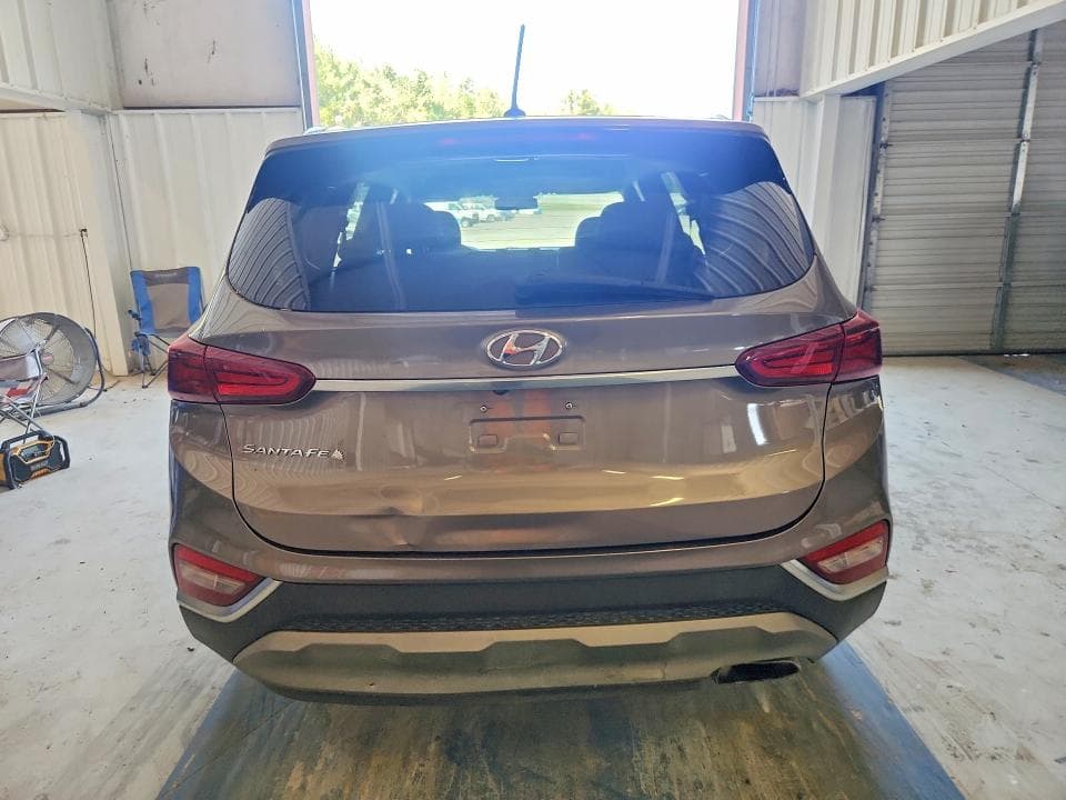 2019 HYUNDAI SANTA FE SE 6