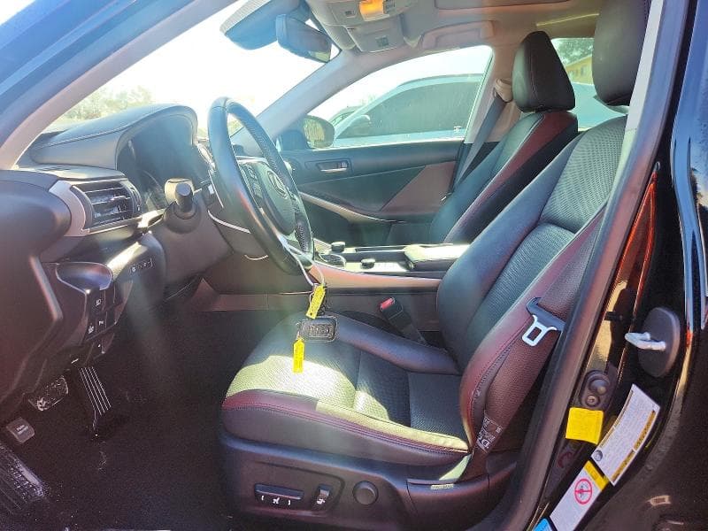 2017 LEXUS IS 200T 7