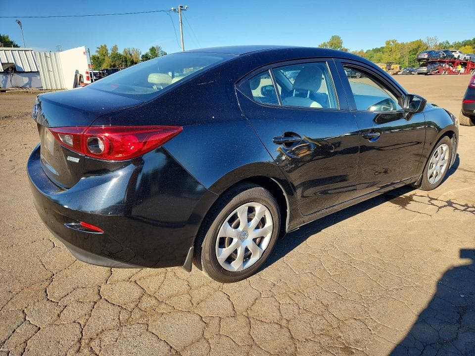2017 MAZDA 3 SPORT 3