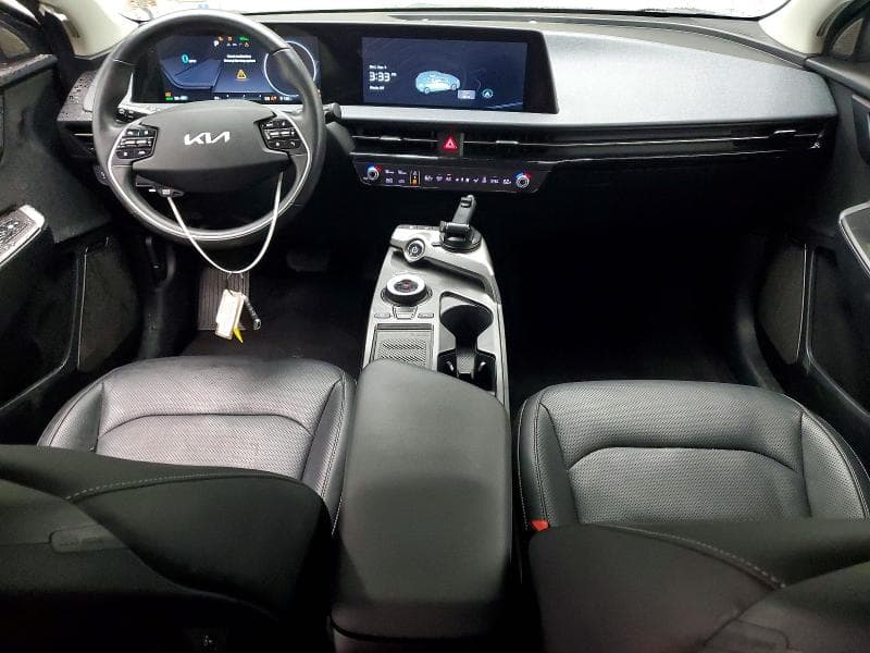 2023 KIA EV6 WIND 8