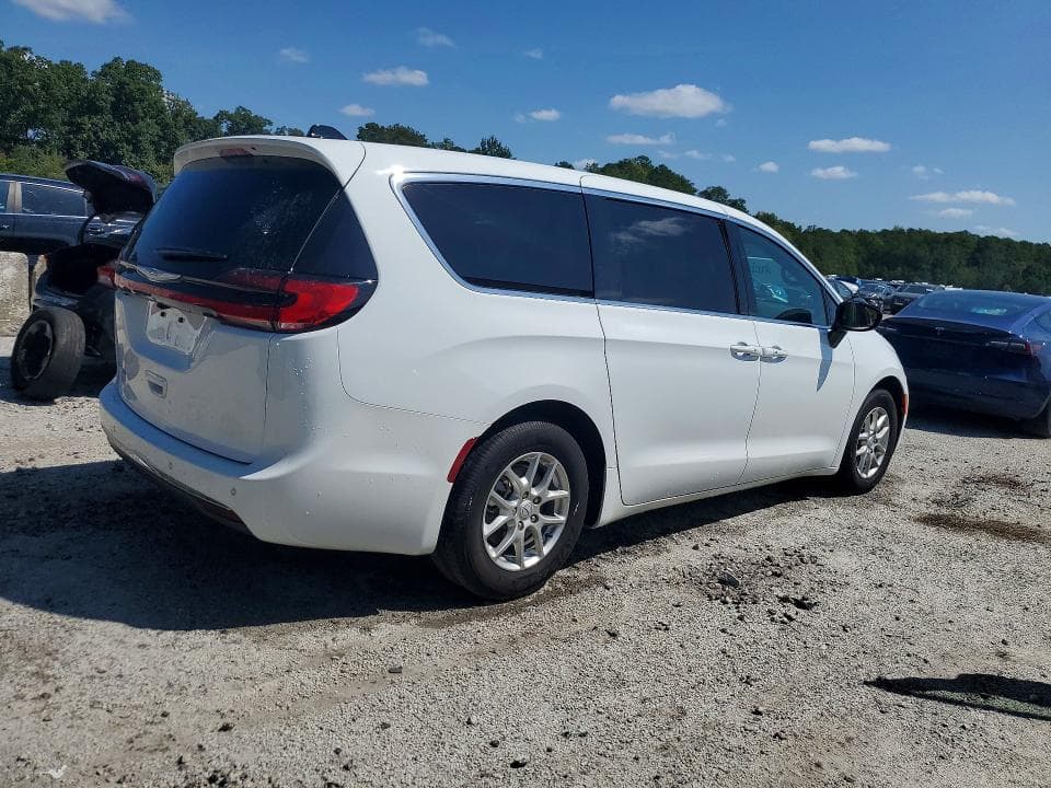 2026 CHRYSLER PACIFICA SELECT 3