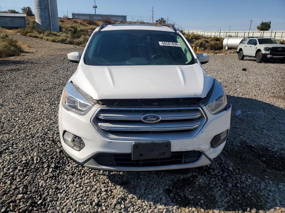 2018 FORD ESCAPE SEL 5