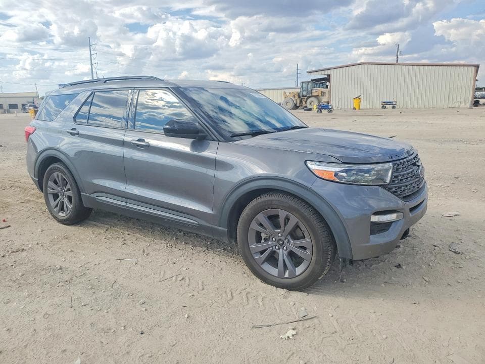 2022 FORD EXPLORER XLT 4