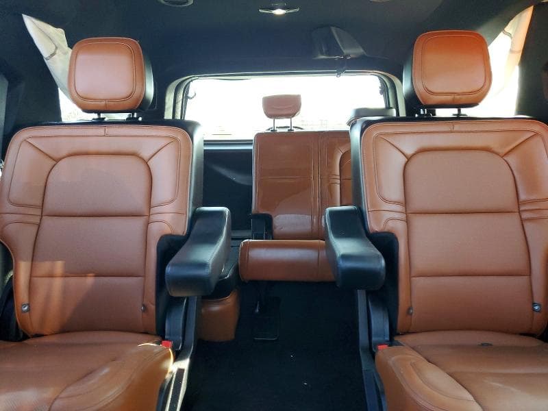 2019 LINCOLN NAVIGATOR RESERVE 10