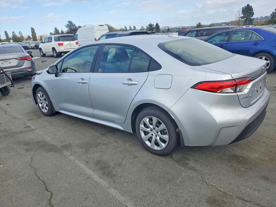 2026 TOYOTA COROLLA HYBRID LE 2