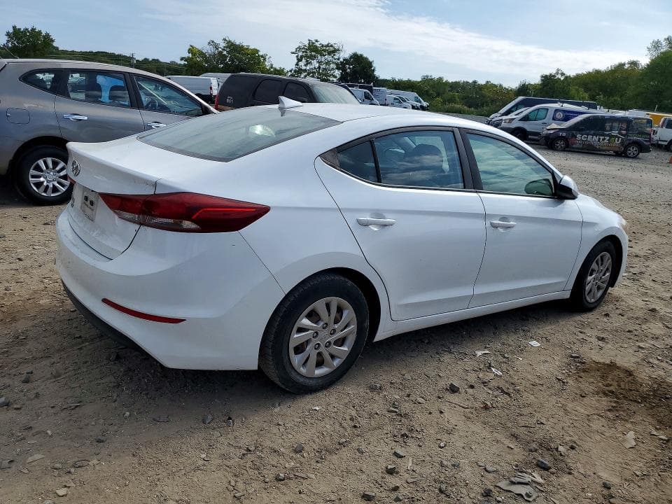 2017 HYUNDAI ELANTRA SE 3