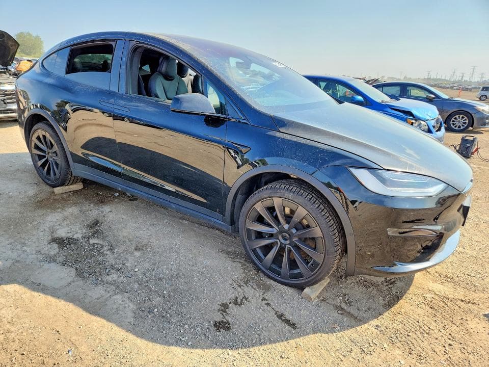 2022 TESLA MODEL X 4