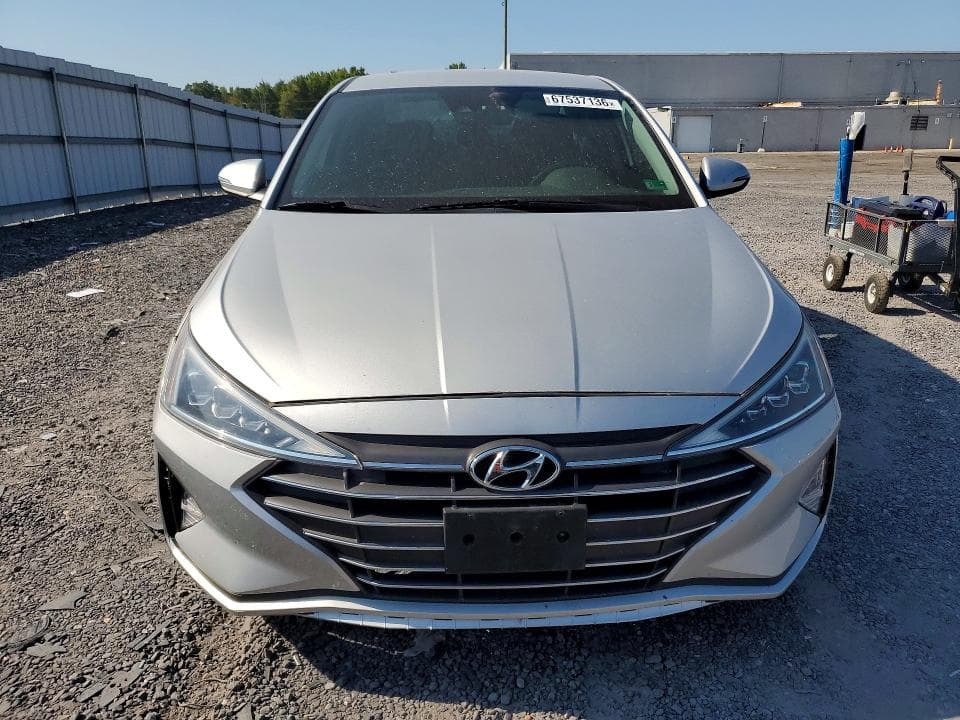2019 HYUNDAI ELANTRA LIMITED 5
