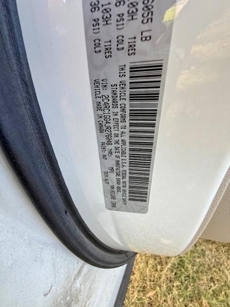 2018 CHRYSLER PACIFICA LIMITED 10