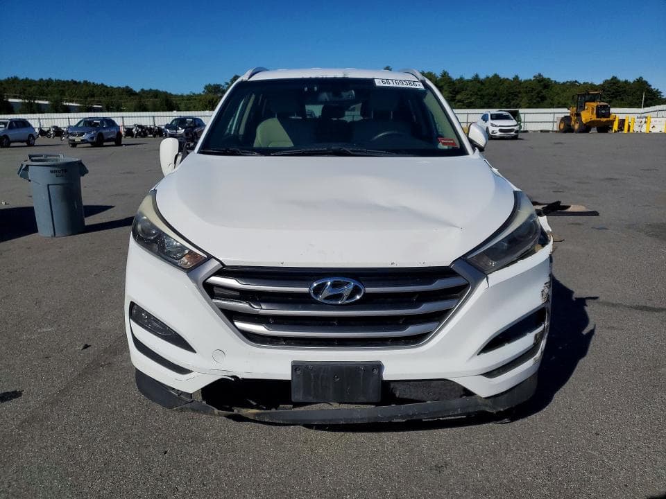 2017 HYUNDAI TUCSON SE PLUS 5