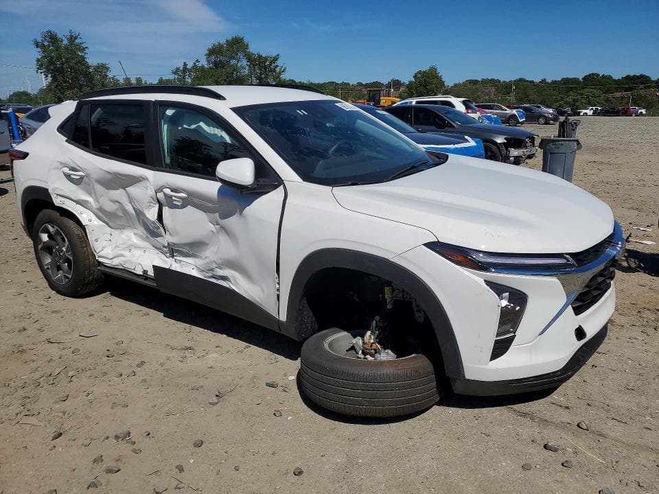 2026 CHEVROLET TRAX 1LT 4