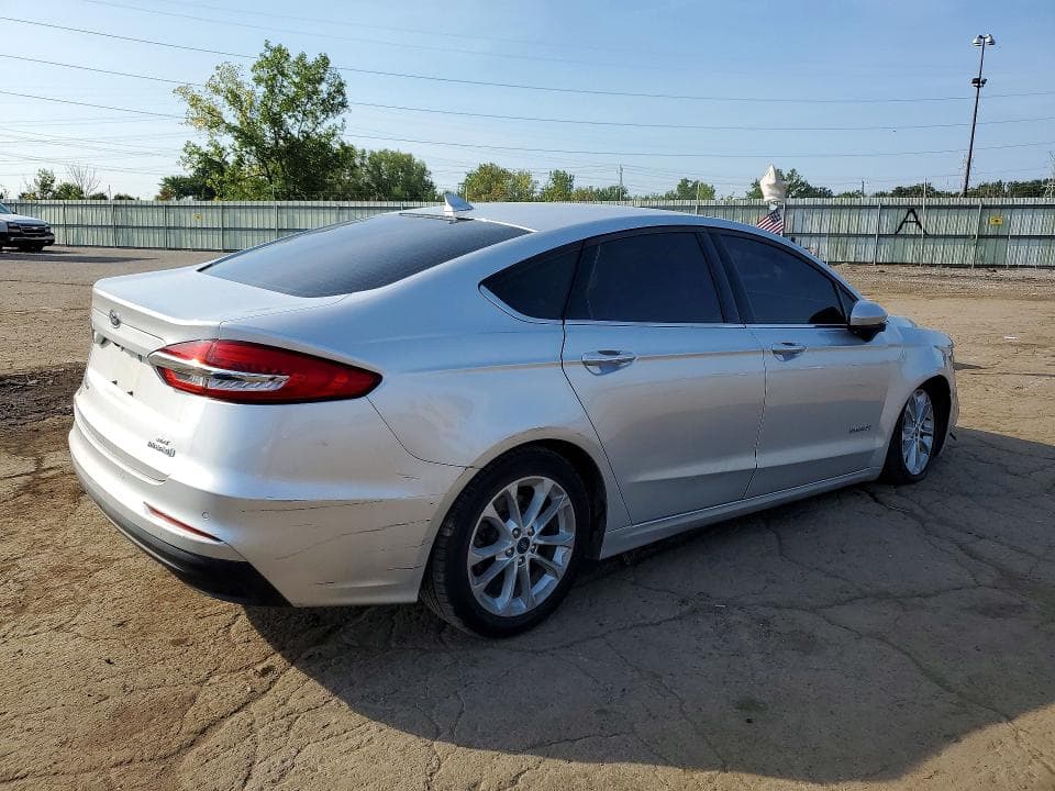 2019 FORD FUSION SE 3