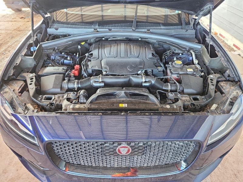 2017 JAGUAR F-PACE R - SPORT 12
