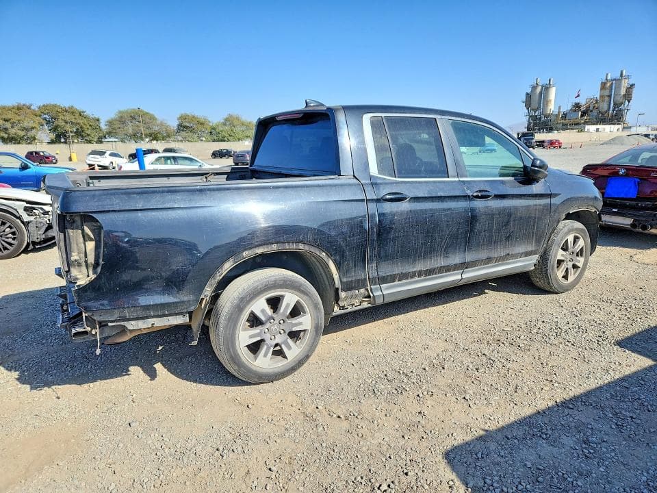 2017 HONDA RIDGELINE RTL 3