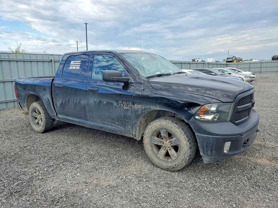2023 RAM 1500 CLASSIC TRADESMAN 4