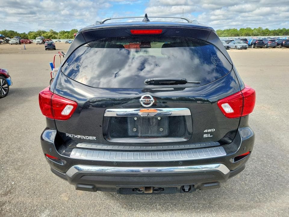 2020 NISSAN PATHFINDER SL 6