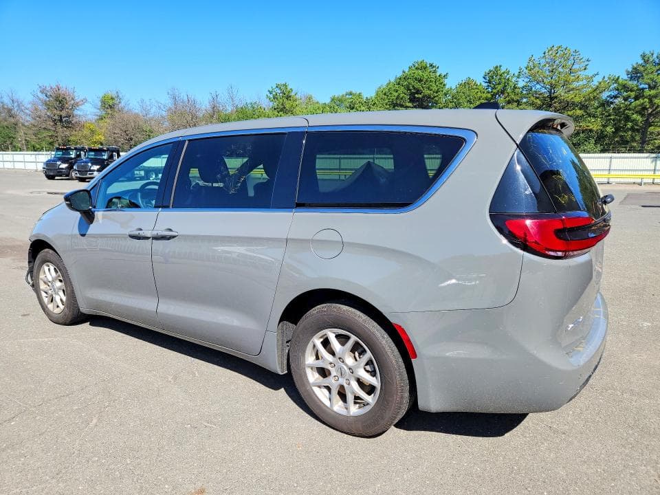 2025 CHRYSLER PACIFICA SELECT 2
