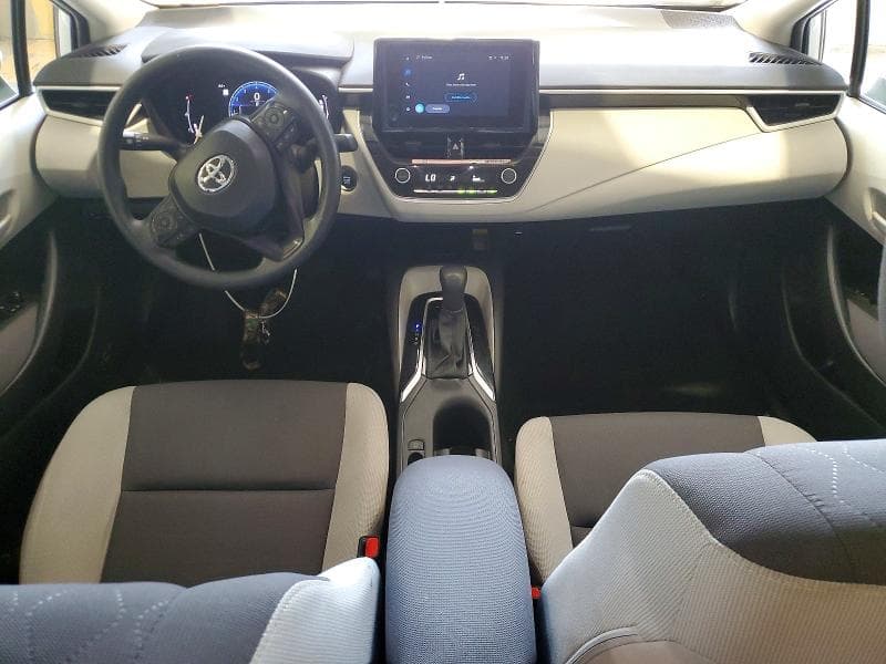 2026 TOYOTA COROLLA LE 8